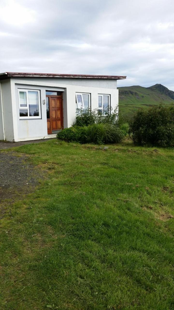Giljur Guesthouse Vík Exteriér fotografie
